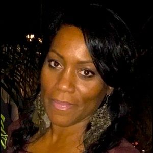 Meet your Posher, Beverly